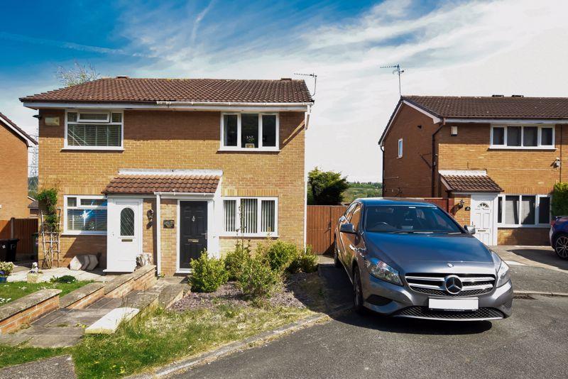 Farnhill Close, Windmill Hill, Runcorn 2 bed semidetached house £135,000