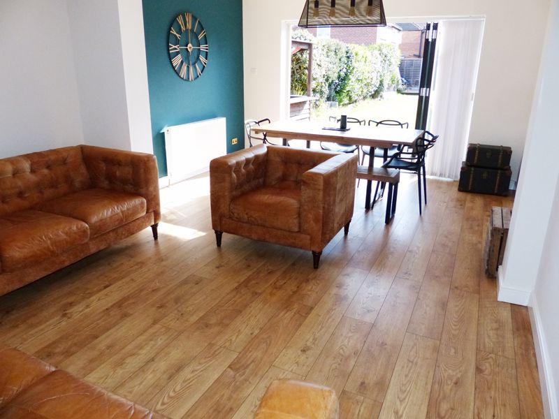 Lounge 1