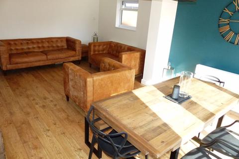 246 Birdbrook Road, Birmingham, B44 9TS