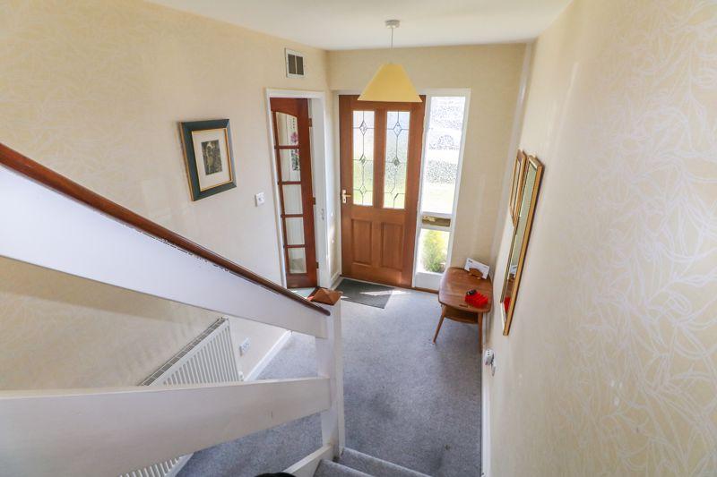 Norland Avenue, Anlaby Common 3 bed semidetached house £180,000