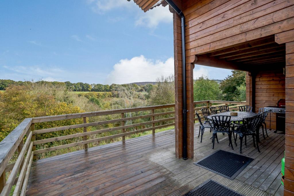 Lake View External 2