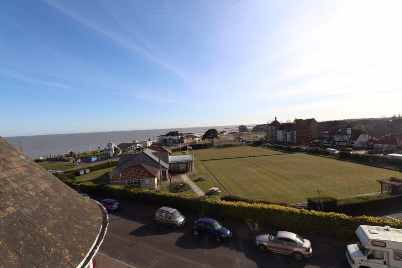 Collingwood Road, ClactonOnSea 2 bed apartment £285,000