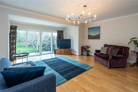 21 Raymond Road, London, SW19 4AD