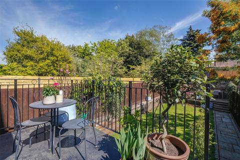 10 Kenilworth Road, London, W5 3UH