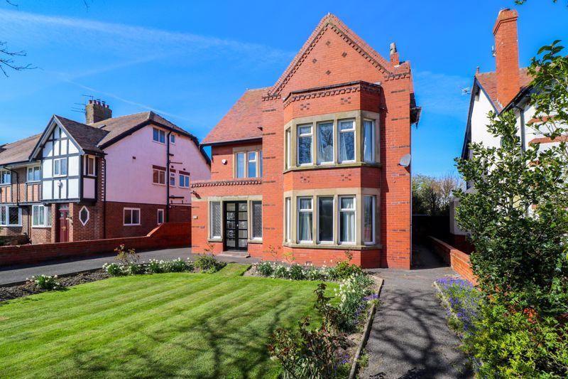 Lytham Road, Blackpool 6 bed detached house for sale £475,000
