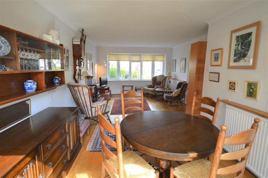 Dining room room lounge
