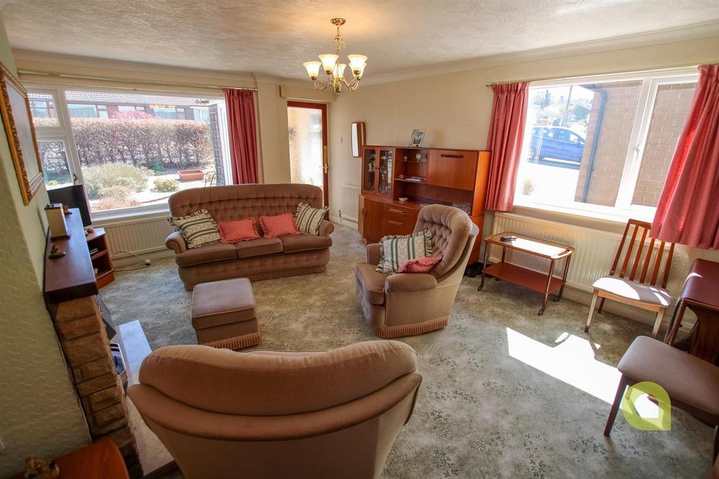 Moorland Road, Langho, Ribble Valley 3 bed semidetached bungalow £