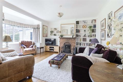 73 Boundary Road, Worthing, BN11 4LL