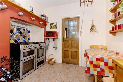 73 Boundary Road, Worthing, BN11 4LL