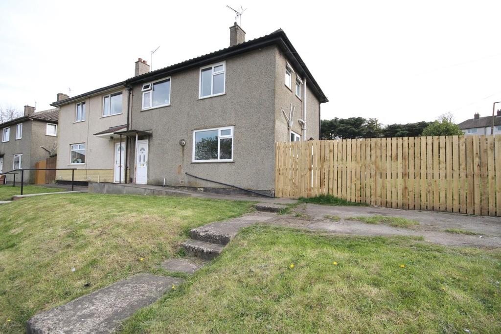 Rowantree Drive, Thorpe Edge, Bradford 3 bed semidetached house £125,000