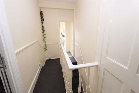171 Henley Road, Ilford, IG1 2TP