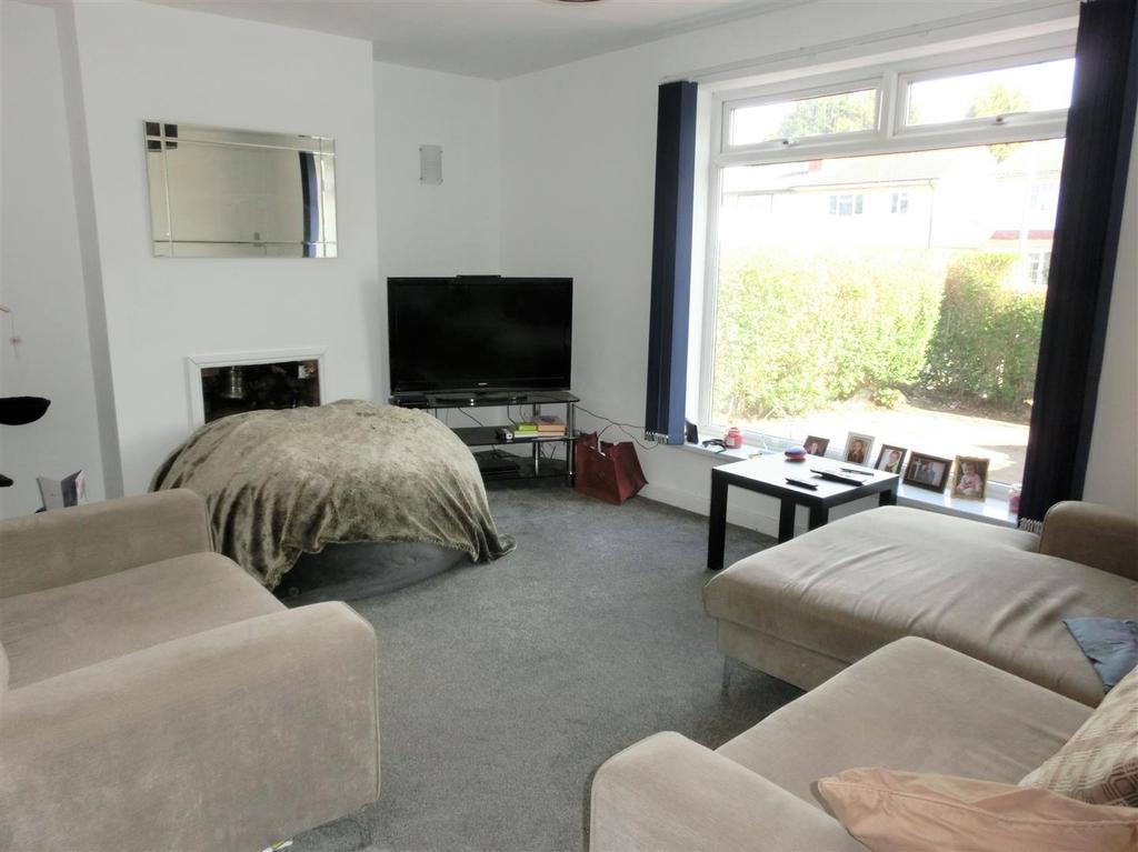 Horrell Road, Sheldon, Birmingham 3 bed semidetached house £170,000