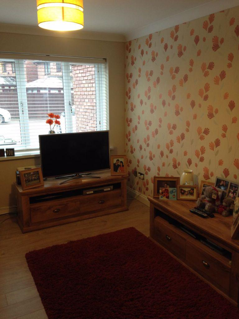 Ty Mawr Parc, Pontypridd 2 bed house £595 pcm (£137 pw)