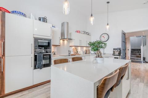 8 Chase View, Cheltenham, GL52 3AL