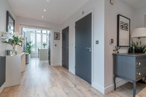 8 Chase View, Cheltenham, GL52 3AL