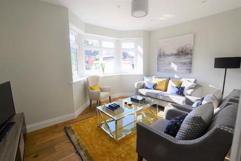 20a Chalgrove Way, Emmer Green, Reading, RG4 8SJ