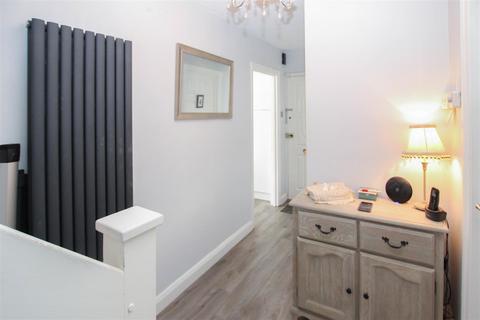 34 Vine Way, Brentwood, CM14 4UU