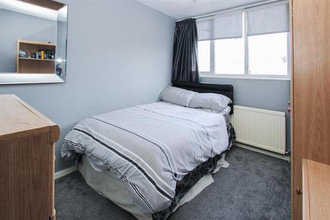 34 Vine Way, Brentwood, CM14 4UU