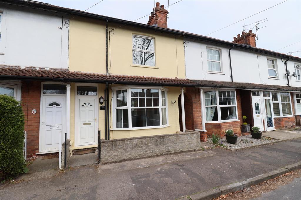 Marine Avenue, North Ferriby 2 bed terraced house £184,950