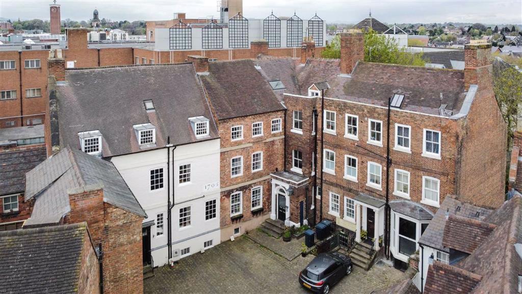 Rodney House, School Gardens, Shrewsbury 2 bed apartment £190,000