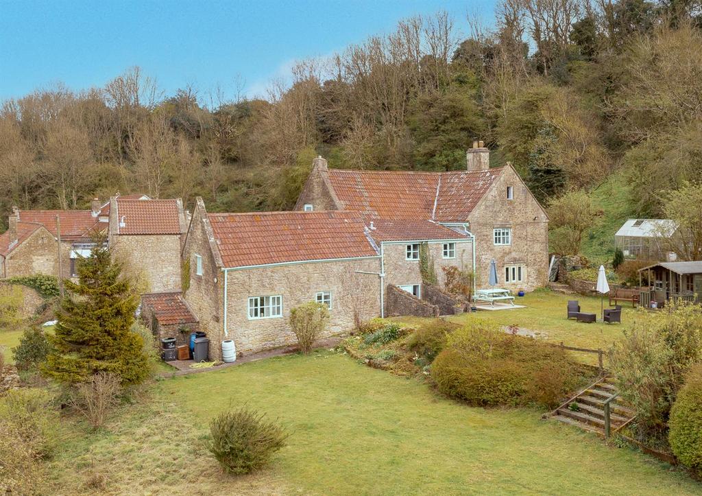Dundry Lane, Dundry, Bristol, BS41 6 bed detached house £1,050,000
