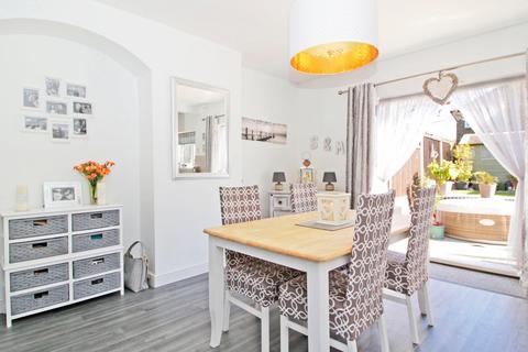 156 Moorside Road, Bromley, BR1 5ET