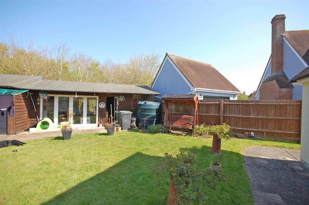 Queenborough Lane, Braintree 3 bed detached house £525,000