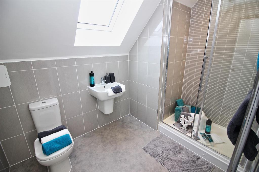 Ensuite bed1.JPG