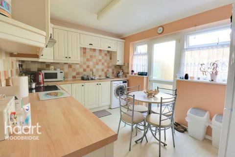 16 Blakes Close, Melton, Woodbridge, IP12 1RQ