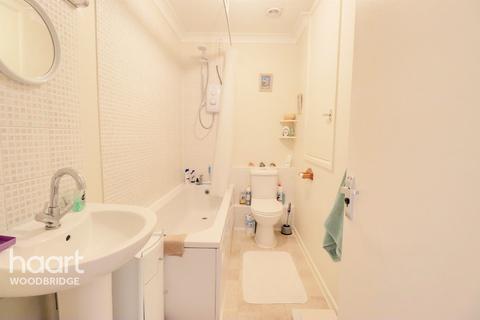 16 Blakes Close, Melton, Woodbridge, IP12 1RQ