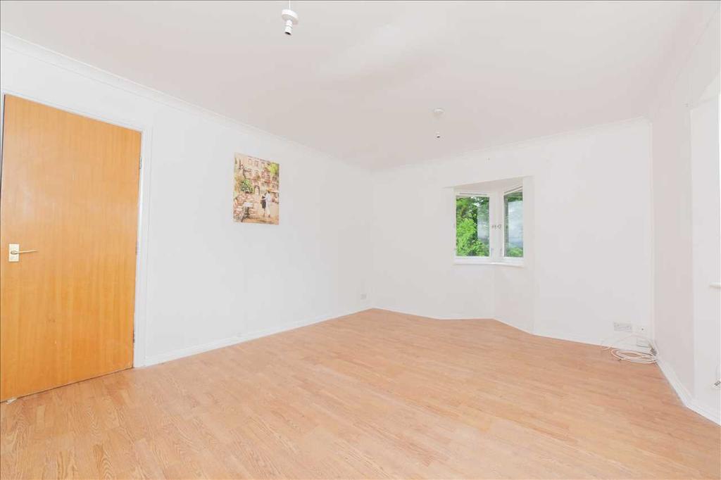 Auchingramont Court, 64 Union Street, Hamilton 2 bed apartment £94,995