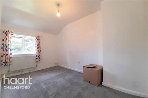 2 bedroom terraced house to rent, West Avenue, Chelmsford