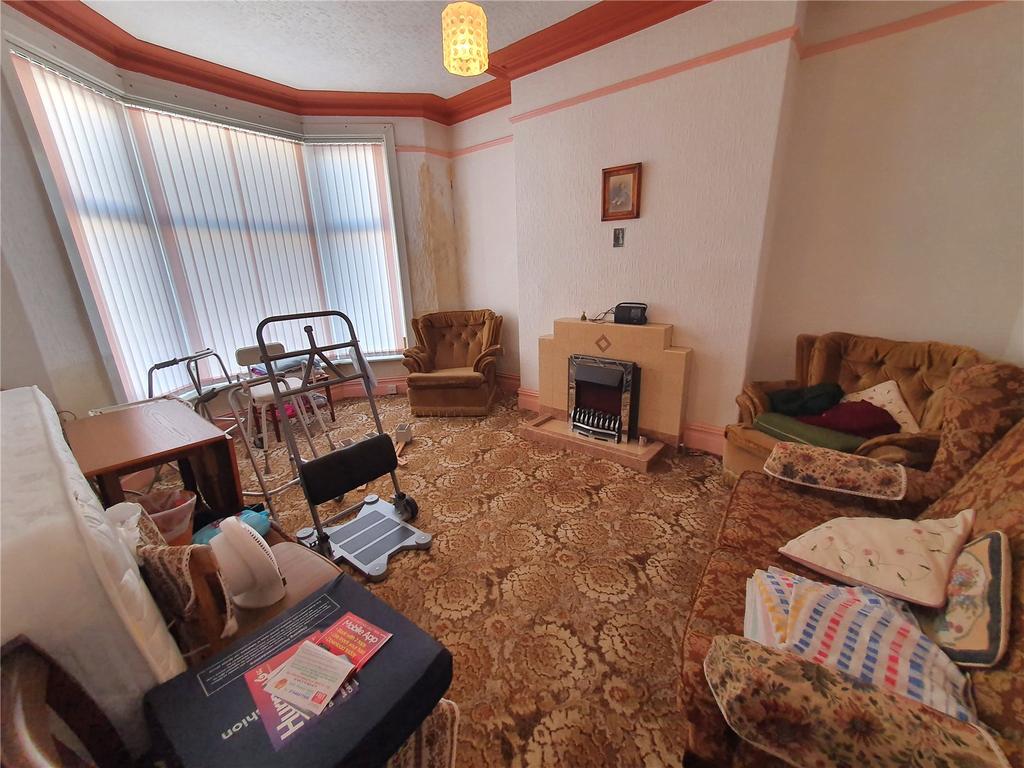 Leamington Road, Blackburn, Lancashire, BB2 3 bed terraced house £95,000