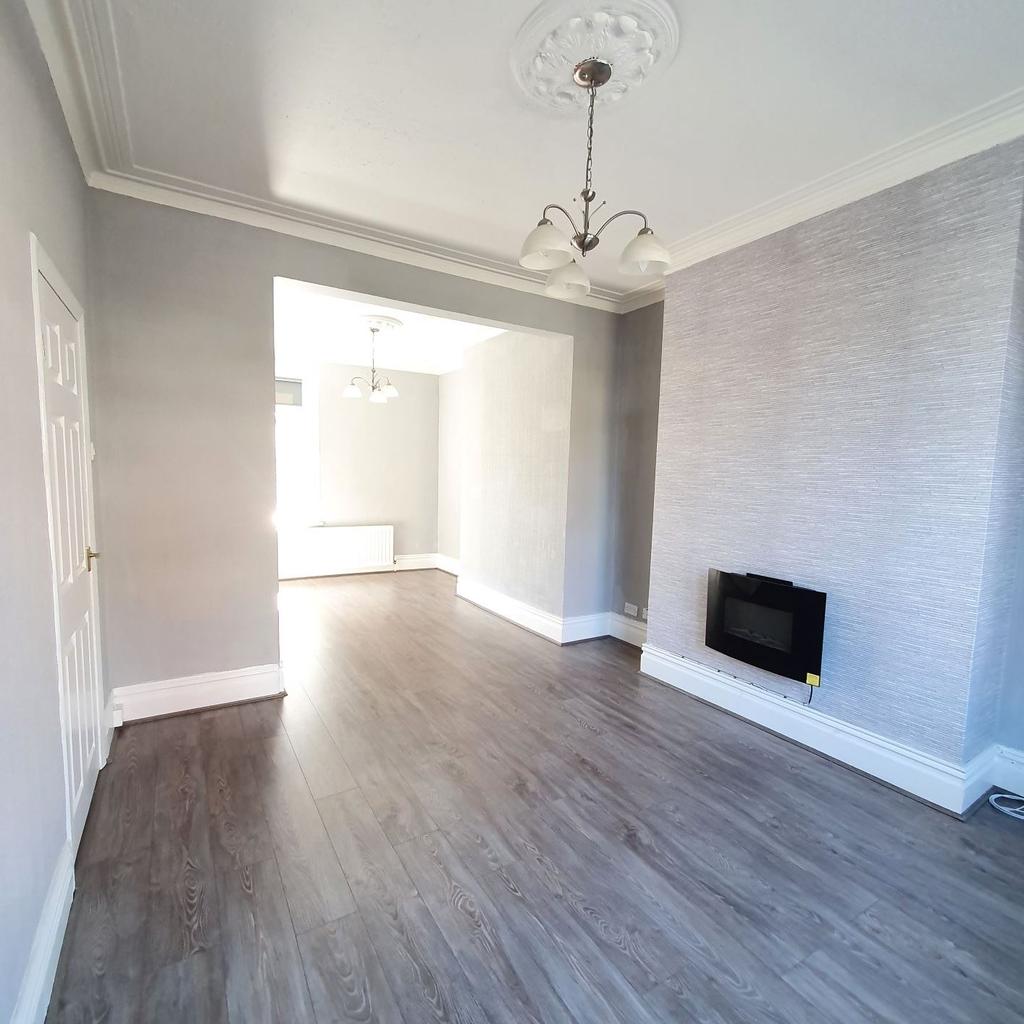 Croft Avenue, Wallsend, Tyne and... 2 bed terraced house £700 pcm (£