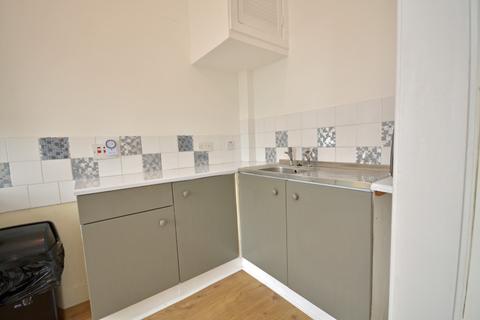 Flat 2, 8 Auchamore Road, Dunoon, PA23 7DY