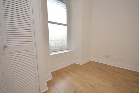 Flat 2, 8 Auchamore Road, Dunoon, PA23 7DY