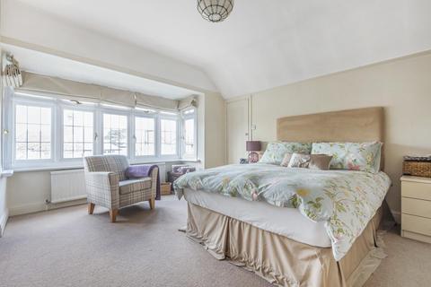 15 Chatham Avenue, Bromley, BR2 7QB