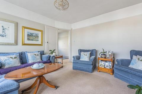 15 Chatham Avenue, Bromley, BR2 7QB