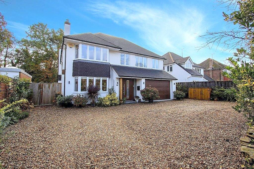 Chestnut Grove, Fleet, Hampshire, GU51 5 bed detached house £1,250,000