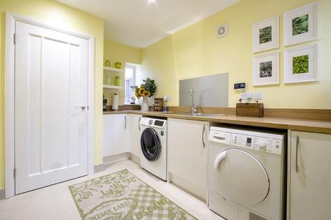 36 Chestnut Grove, Fleet, GU51 3LW