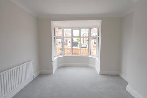 75 Gloucester Avenue, Grimsby, DN34 5BU