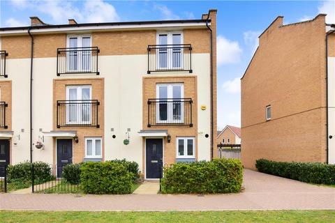 14 Clenshaw Path, Basildon, SS14 2FP