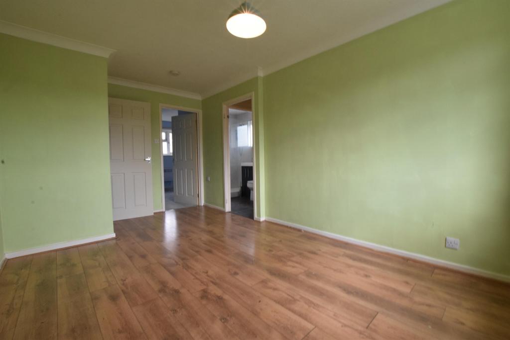 Lambourne Rise, Scunthorpe, DN16 3TN 1 bed ground floor flat £410 pcm