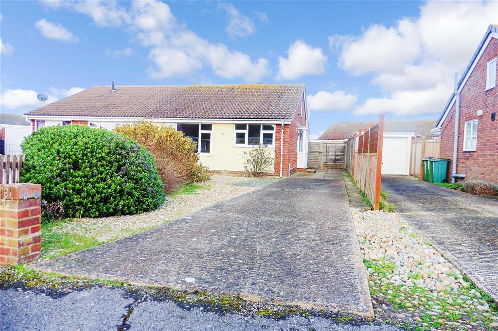 Aspen Close, St Marys Bay, Kent 2 bed semidetached bungalow £255,000
