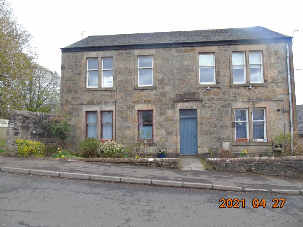 Johnshill, Lochwinnoch PA12 2 bed flat £600 pcm (£138 pw)
