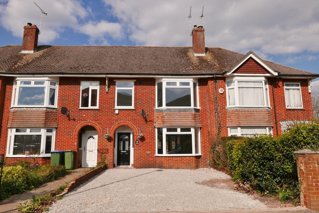 REDLANDS LANE, FAREHAM 3 bed terraced house £315,000