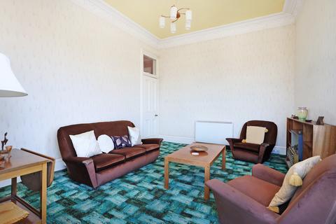 3/5 Abercorn Road, Edinburgh, EH8 7DD