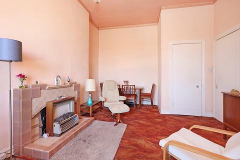 3/5 Abercorn Road, Edinburgh, EH8 7DD