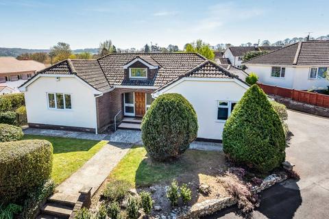 1 Knowles Drive, Colyton, EX24 6PJ