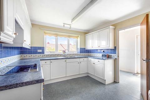 1 Knowles Drive, Colyton, EX24 6PJ
